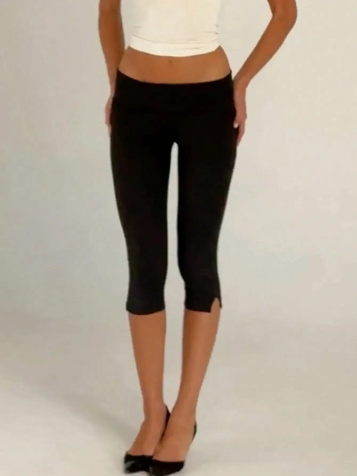 Women Low Waist Capri Leggings With Elastic Waistband Pockets